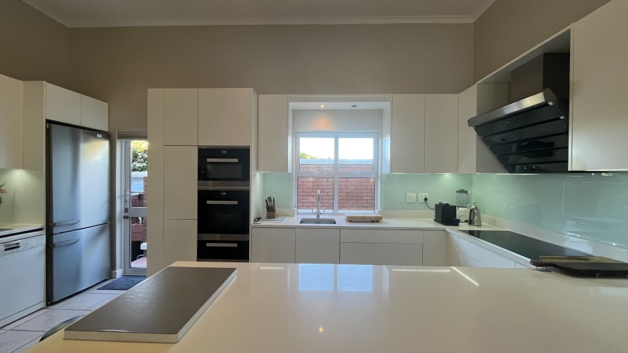 3 Bedroom Property for Sale in Van Riebeeckshof Western Cape